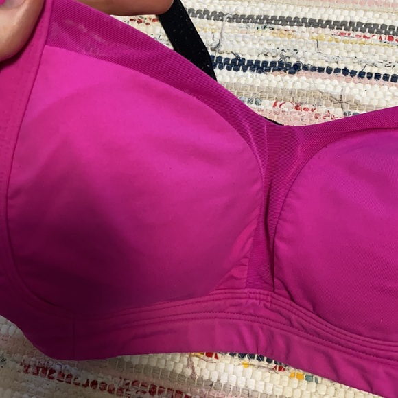 Hot pink Lululemon sports bra - Picture 2 of 7